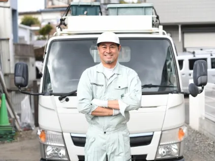 4tトラックドライバー【産業廃棄物の運搬業務】の画像