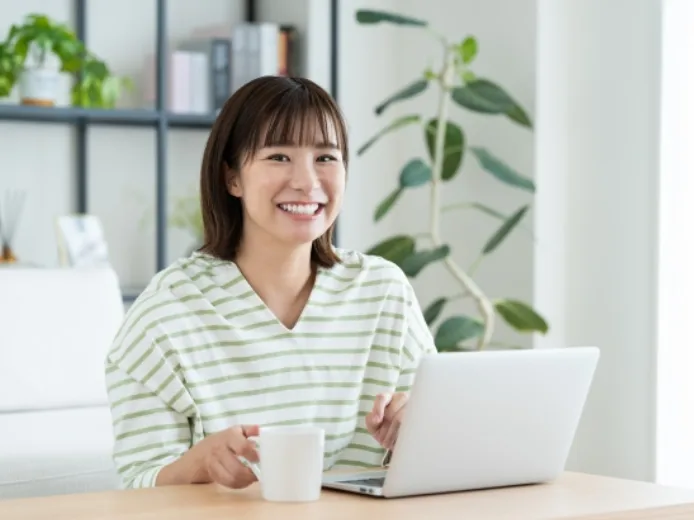 （完全在宅・電話対応なし）フードデリバリーアプリのチャット返信の画像