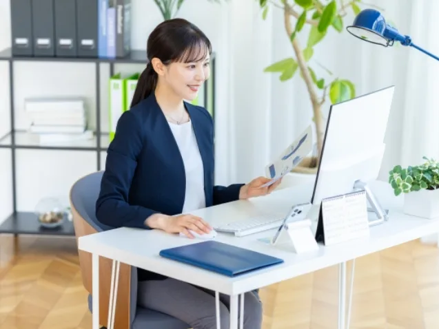 (未経験可)物流会社の一般事務スタッフ【データ入力やメール対応など】の画像