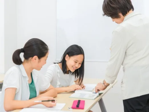塾講師(英語担当)【中学生向け英語の授業や教材準備等】の画像