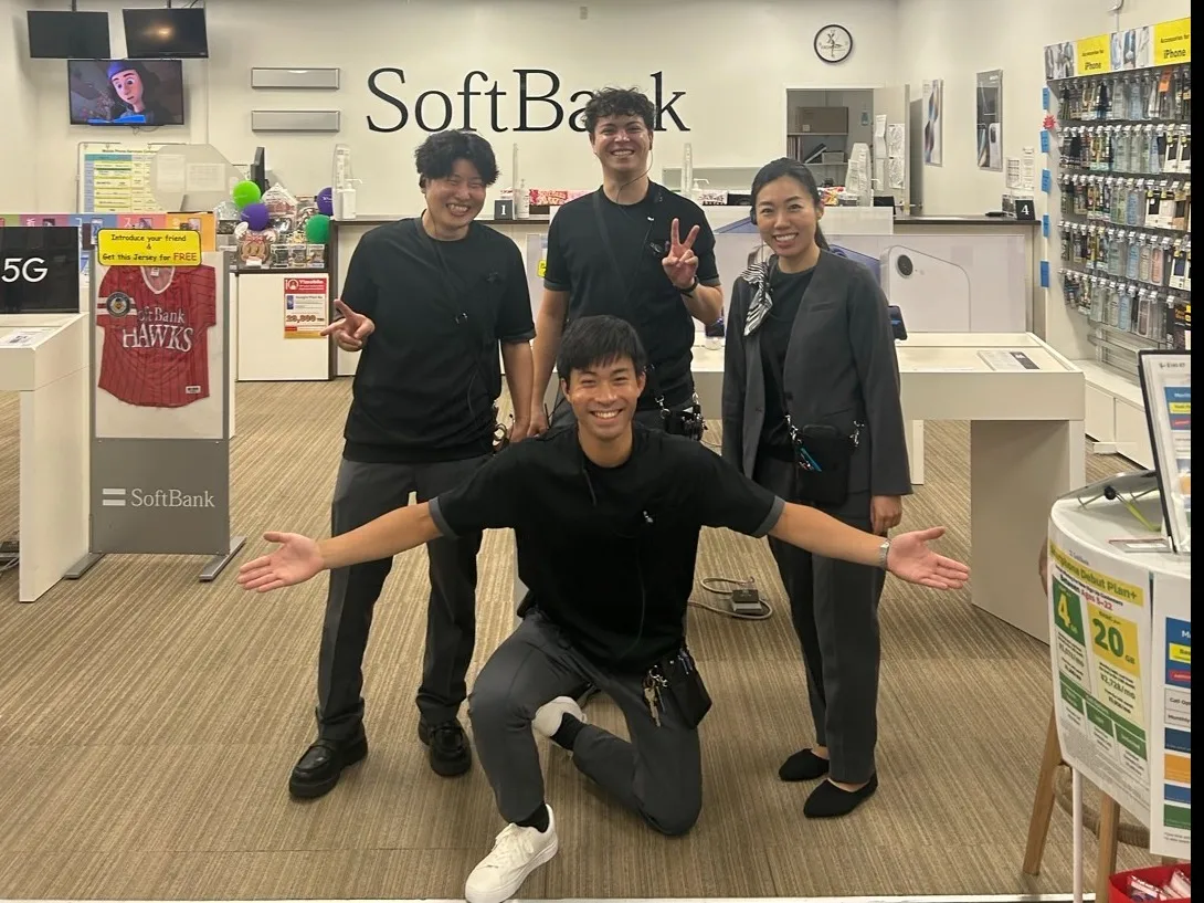 基地内スマホショップスタッフ【英語対応での接客】の画像