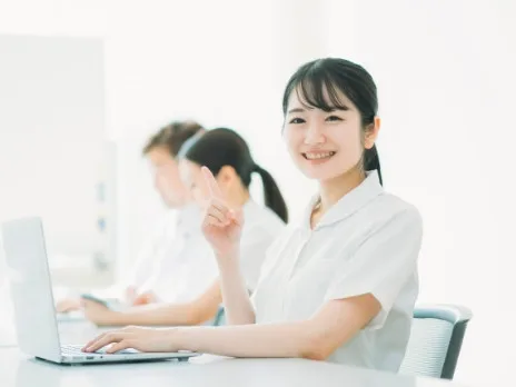 外来業務【患者受付や医療費計算及び窓口対応など】の画像