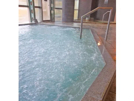 清掃スタッフ(未経験可)【ゴルフ場内大浴場を中心とした清掃業務】の画像