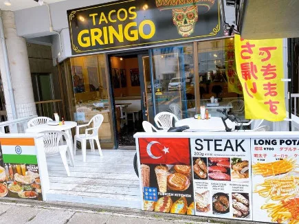 ホールスタッフ【お客様の接客やドリンク作成及びレジ対応などのお仕事】の画像
