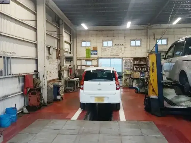 自動車検査員【車両の点検や検査など車検業務全般】 の画像