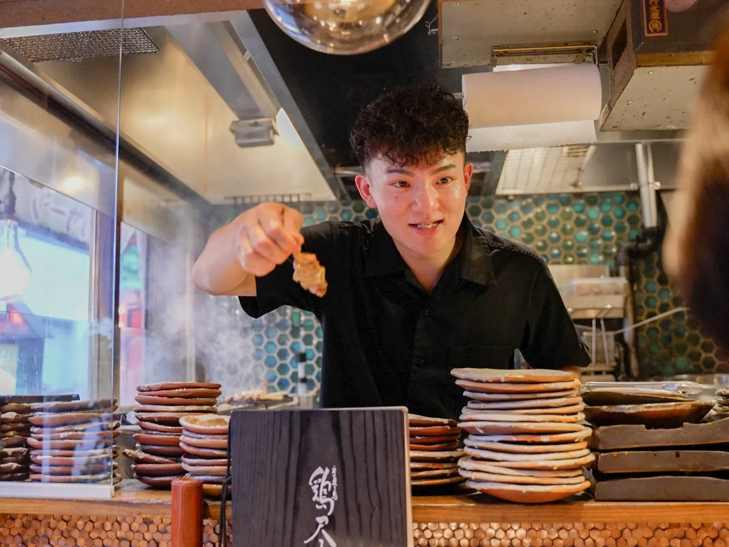 焼き鳥店スタッフ(店長候補)【現場管理やSNS発信及びメニュー開発や部下育成等】の画像