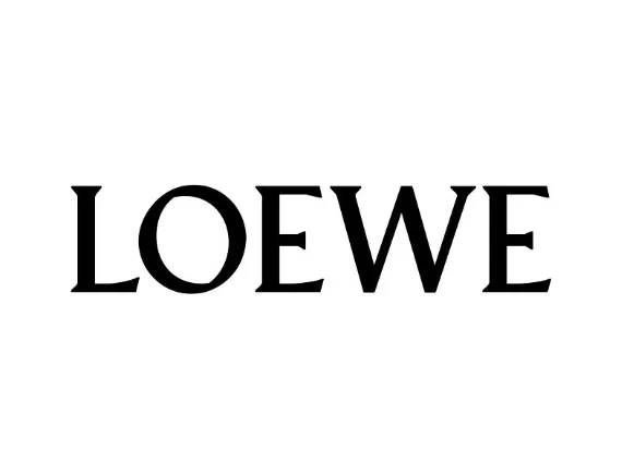 LOEWEロエべ販売スタッフ【バッグやウェアの接客販売】の画像