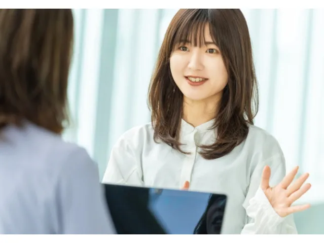 経理事務の画像