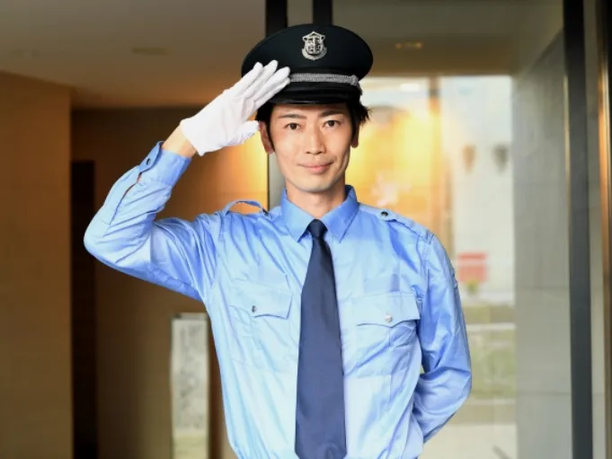 セルフサービス給油所警備スタッフの画像