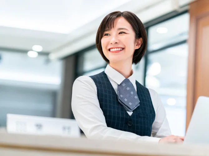 サポート事務スタッフ【口座に関する各種対応や振り込み業務などの後方支援】の画像