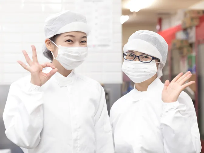 (未経験可)菓子製造スタッフ【工場にて和洋菓子の仕込みや加工及び包装などの作業】の画像