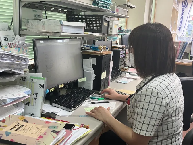 事務スタッフ【PC入力作業や電話対応など】の画像