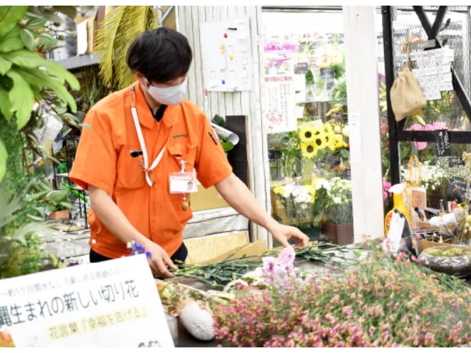 園芸担当スタッフ【ホームセンターでの園芸肥料やレンタル工具の売り場管理など】の画像