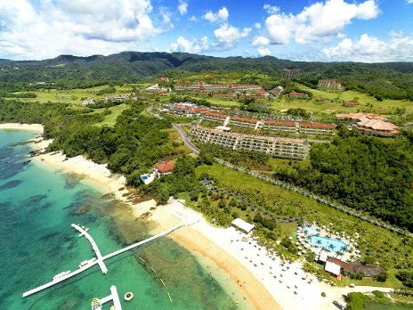 ホテルのフロント【お客様対応やお電話での予約対応など】 の画像