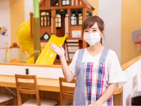 保育補助の画像