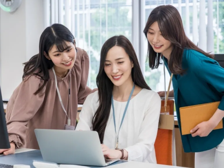 (在宅可)事務サポート【各種登録手続きや書類作成および問い合わせ対応など】の画像