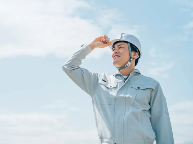 軽作業スタッフ【資材の運搬や片付けなど職人のサポート】の画像